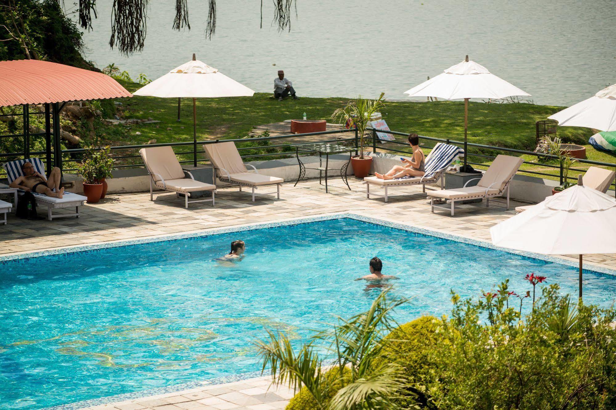 Waterfront Resort By Kgh Group Pokhara Exterior foto