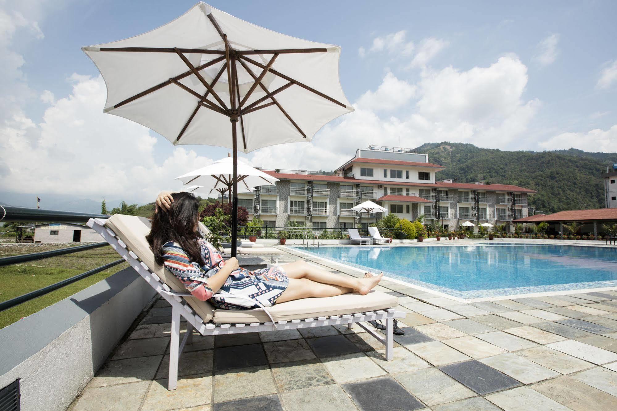 Waterfront Resort By Kgh Group Pokhara Exterior foto