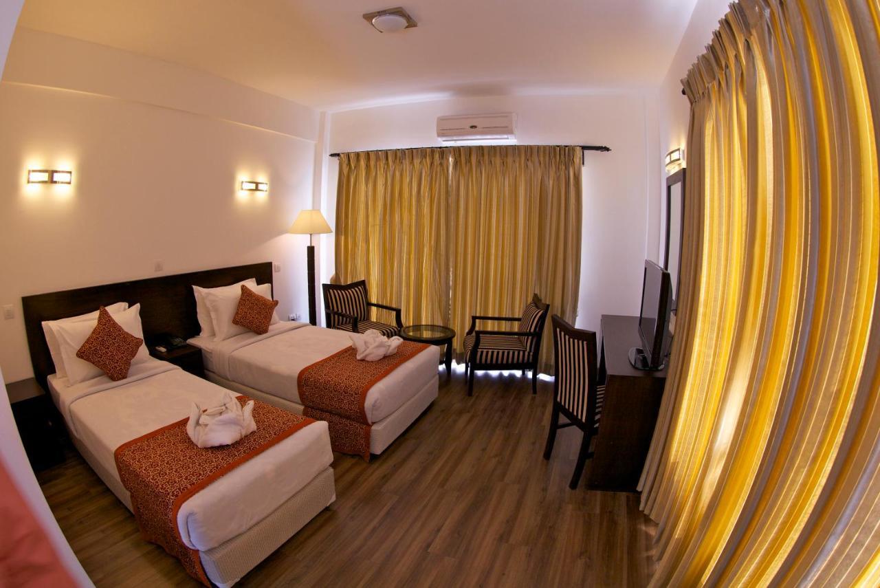 Waterfront Resort By Kgh Group Pokhara Exterior foto